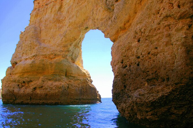 Cruise 3, Benagil - Afternoon - Caves 14:30H - 17:00H - Food and drinks: what’s not included, and what you can buy