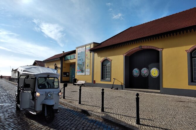 Faro City and Beach Tour on Electric Tuk tuks - The colorful market and Faro’s modern theatre stretch
