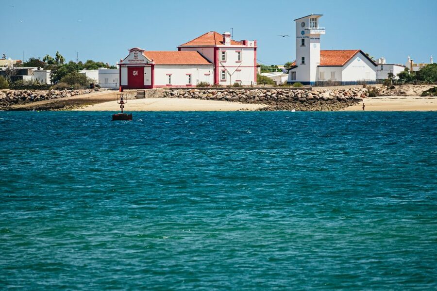 Faro: Deserta Island and Farol Island Catamaran Boat Trip - Deserta (Barreta) Island: untouched nature with short shore time