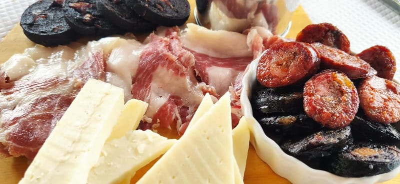 Faro food tour (with drinks) & city highlights - 10 tastings - Why a Faro food tour is the fastest route to local taste