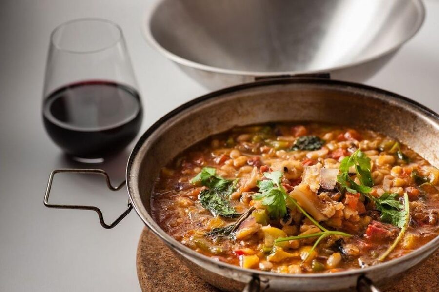 Faro: Learn to cook a Cataplana like a local! - Key reasons people love this cataplana class