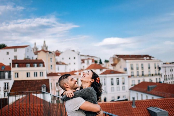 Faro Private Walking Tour: Uncovering its Architectural Legacy - Cidade Velha: cobblestones, older architecture, and local life
