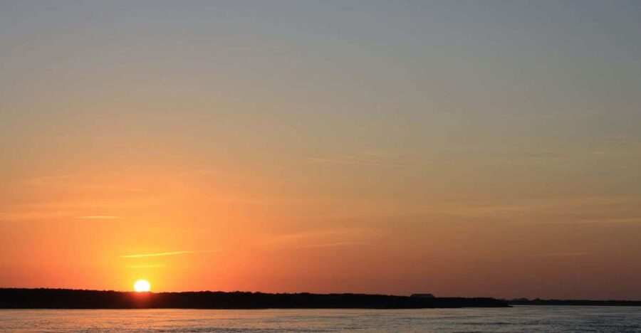 Faro: Ria Formosa Guided Sunset Tour by Catamaran - Key highlights you should care about