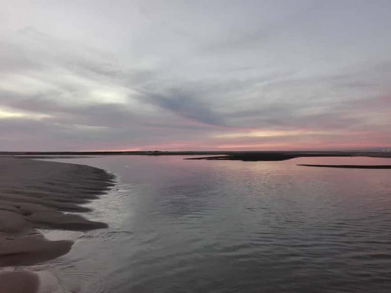 Faro: Sunset 1 hour Ria Formosa Boat Tour - What to bring so the hour feels effortless