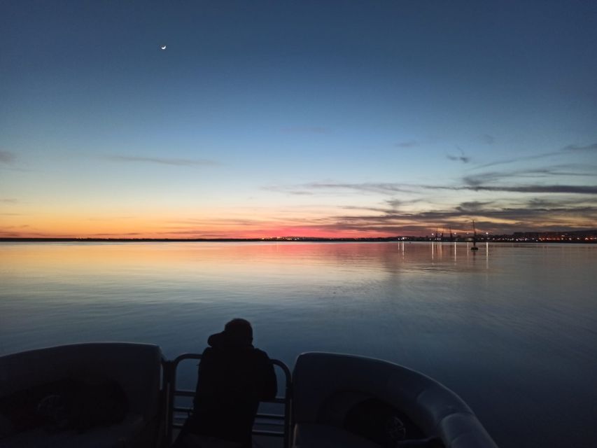 Faro: Sunset 1 hour Ria Formosa Boat Tour - Timing tips: dress for the wind, not the temperature