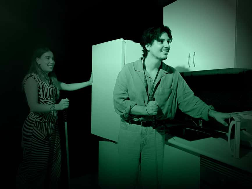 FOUR SENSES: The Immersive Experience in the Dark – Faro - How the cane and guidance feel in real time