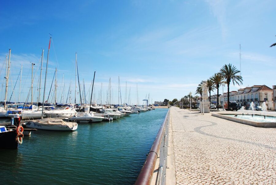 From Albufeira: Eastern Algarve Full-Day Private Tour - Faro’s 13th-Century Core: Quick Orientation That Pays Off Later