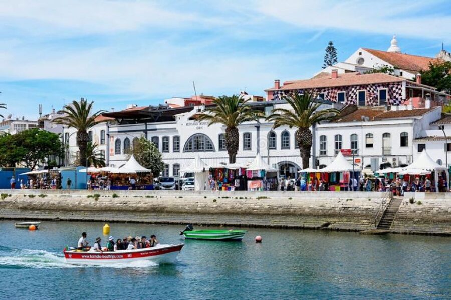 From Albufeira: Half-Day Lagos & Sagres Highlights Tour - The guides: why names like Benny and Mario show up again and again