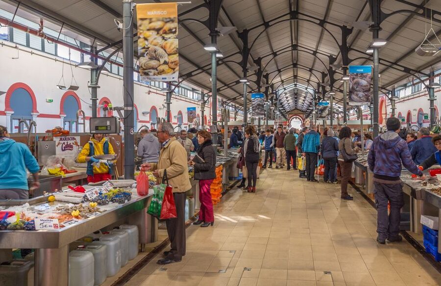 From Algarve Coast: Day Trip by Bus to Loule Market - Traditional Portuguese Finds: Baskets, Ceramics, and Everyday Gifts