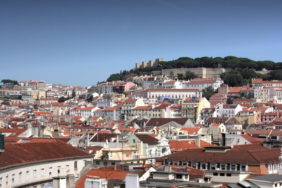 From Algarve: Lisbon City Tour with Shopping - A One-Day Lisbon Taste From the Algarve, Without the Stress