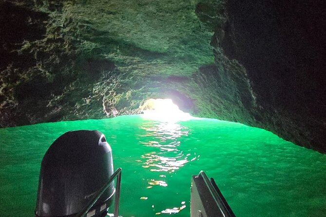 From Faro: Boat trip to Benagil Cave & Arches of Praia da Marinha - Capela da Nossa Senhora da Rocha: ten minutes with cliff views