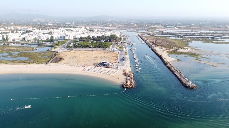 From Fuzeta: 2-Hour Southeast Ria Formosa Boat Trip - The guide experience: what quality looks like, and how to match your expectations