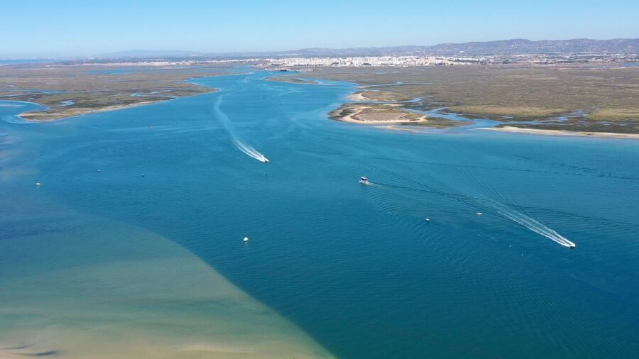 From Olhão: Ria Formosa 3-Island Full-Day Tour with Sunset - Lighthouse Island: houses, beach breaks, and a quiet village vibe