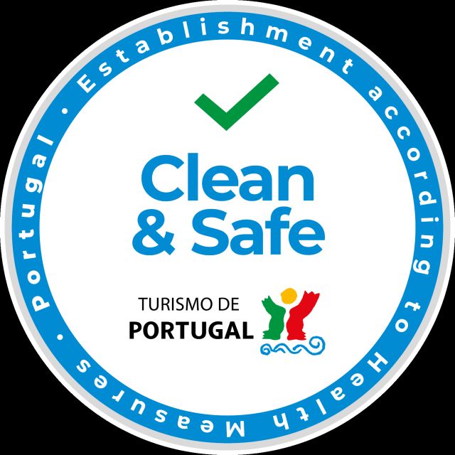 From Portimão: Benagil Cave & Marinha Beach Boat Tour - The Barlavento coastline ride: caves, arches, and possible dolphins