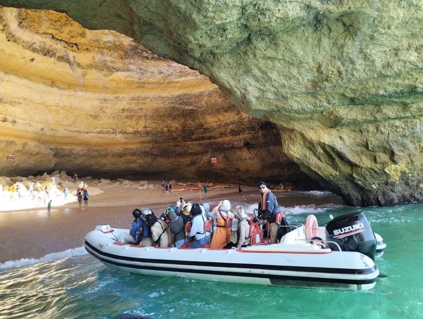 From Portimão: Benagil Caves & Marinha Beach Boat Tour - Duration and Flow: Making 105 minutes feel like enough