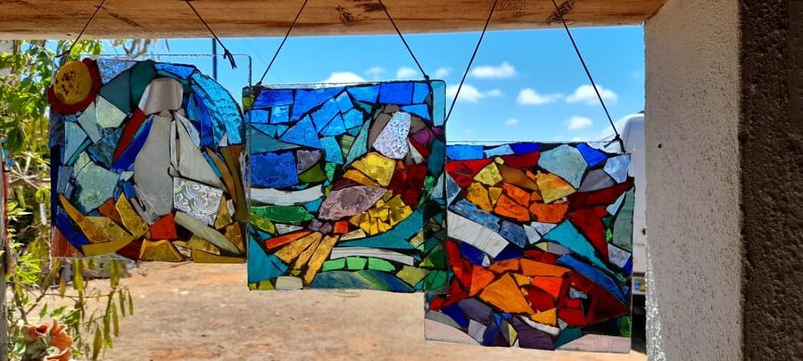 Glass on Glass Mosaic craft workshop near lagos - Key highlights at a glance