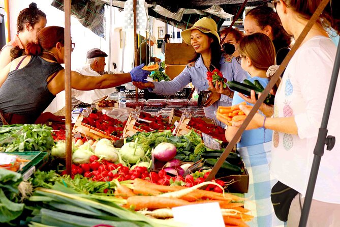 Guided visit to Silves and taste of local flavors - Mercado Municipal de Silves, where the town’s daily life comes first