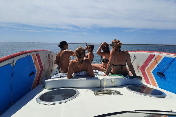 Half Day Private Motor Yacht Tour in Algarve - Who this half-day yacht tour suits best