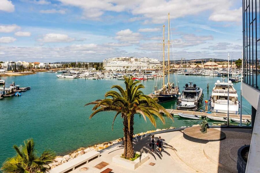 Hello Faro: Private 2-Hour Intro City Walk with Local Guide - What the $141 price really covers, and when it is good value