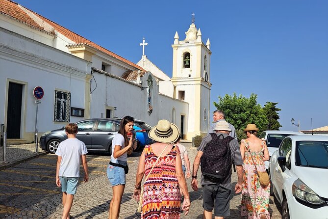 Historic Walk in Ferragudo - Who should book this historic walk, and who should skip it