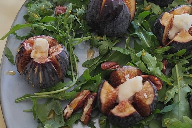 Homemade algarvian with a twist gourmet experience - Hands-on cooking participation, with a relaxed home-kitchen rhythm
