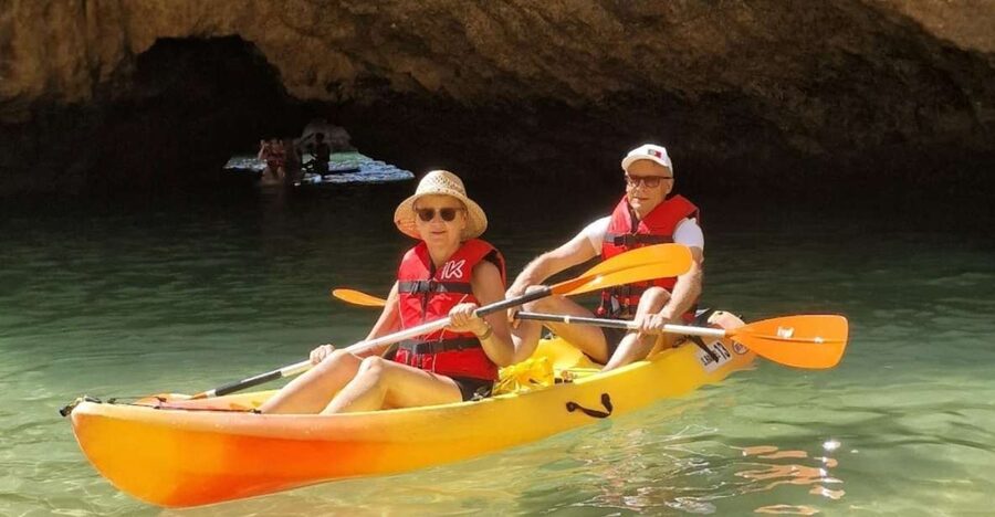Kayak tour Albufeira. - Kayaking Albufeira sea caves and cliffs in just 2 hours