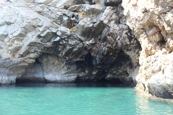 Kayaking along the Algarve Coast - Wind, weather, and the one thing to watch