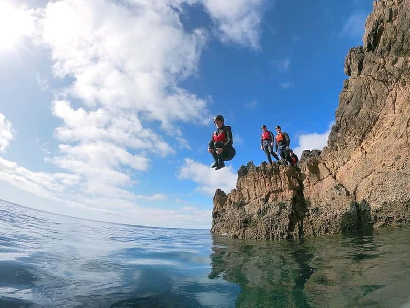 Lagos: Algarve Coasteering and Snorkeling Adventure - Cliff jumping from 1 to 11 meters: how you choose your risk