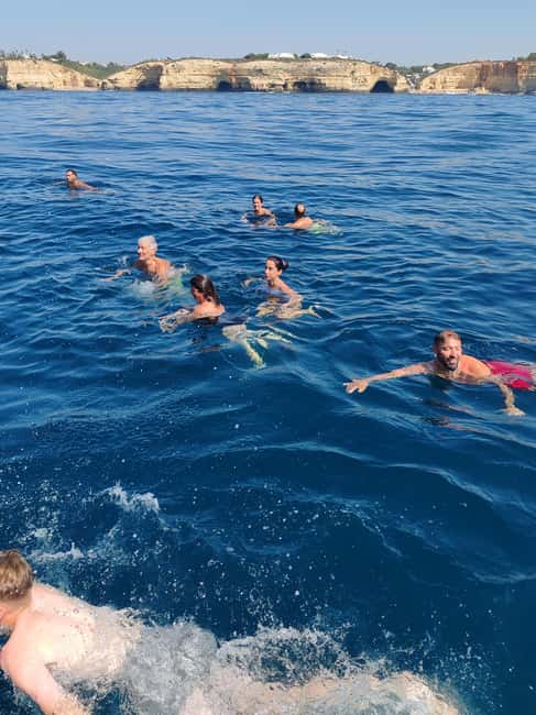 Lagos: Benagil Caves Catamaran Tour (2.5 hours) for the whole family - Should you book it
