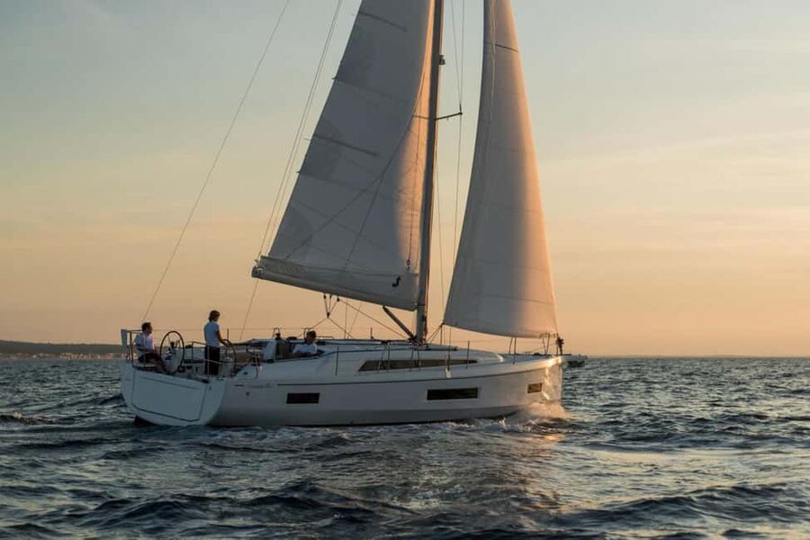 Lagos: Beneteau Oceanis 40.1 Private Sailing Experience - How the first stretch feels: private sailing plus real downtime