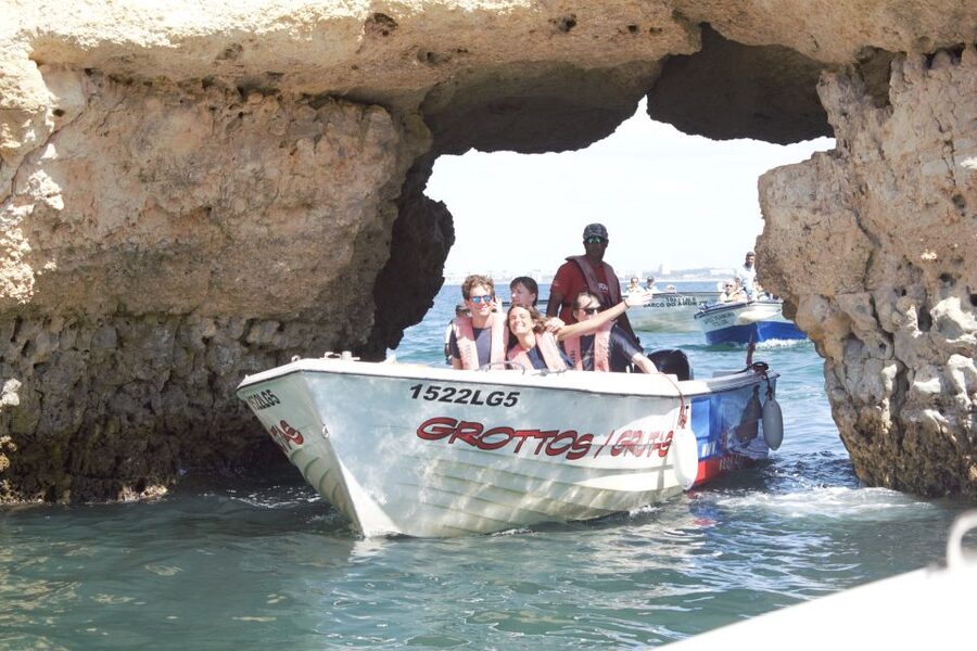 Lagos: Boat tour Ponta da Piedade with local guides - Entering the caves: what it really feels like