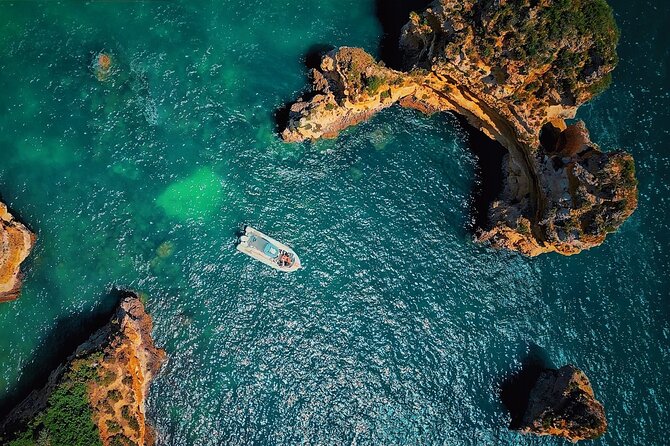 Lagos Exclusive Private Boat Cruise with Snacks and Wine! - Praia do Torrado and Praia do Carvoeiro: coast views between the big stops