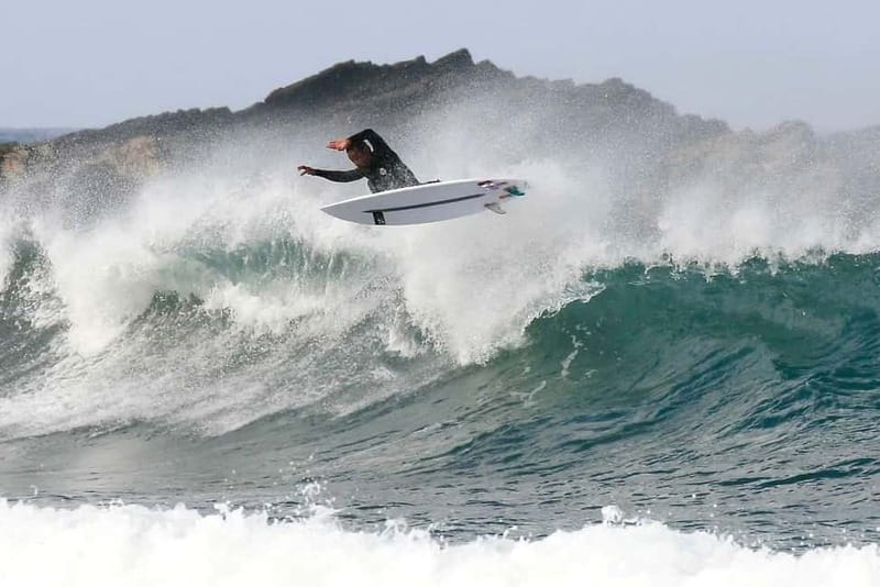 Lagos: Group Surf Lessons For All Levels - Lagos surf lessons: what your 4.5 hours actually look like