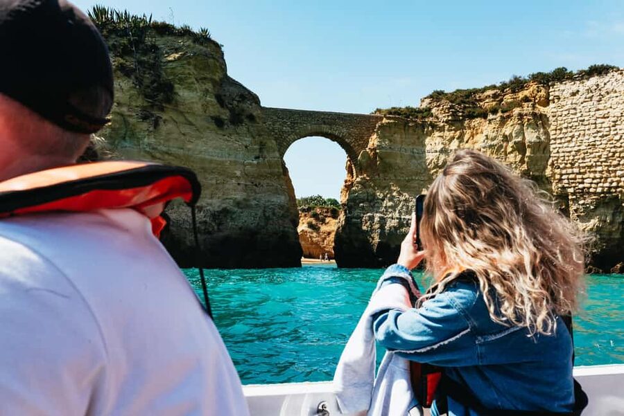 Lagos: Piedade Caves & Coastline - Why the Ponta da Piedade caves look better from a boat