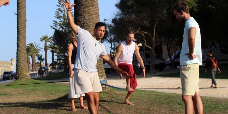 Lagos: Slacklining Made Easy | Yoga & Slacklining - Who should book this yoga and slackline session in Lagos