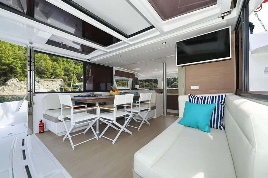 Lagos: Sunset Catamaran Cruise with Welcome Drink - Price and value: what $176 buys you