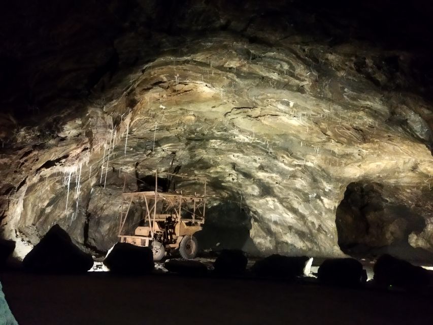 Loulé: TechSalt’s Rock-Salt Mine Tour - Going down 230 meters: the cage elevator factor