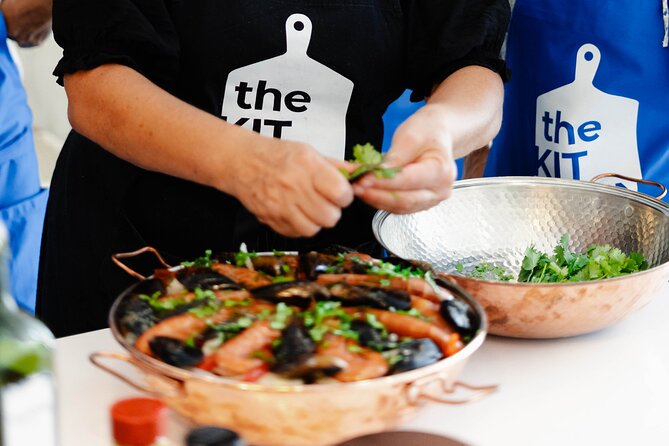 Market Tour & Cooking Class: Algarve’s Seafood Cataplana - Language, Comfort, and Who This Class Fits Best
