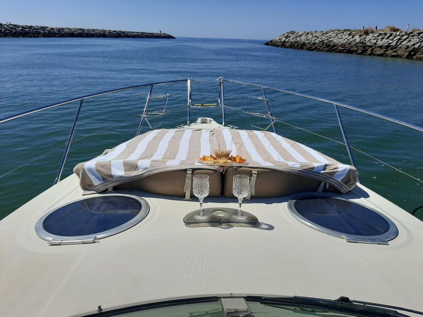 Morning/Afternoon Luxury Yacht Cruise with Drinks and Snacks - Who should book this cruise in the Algarve