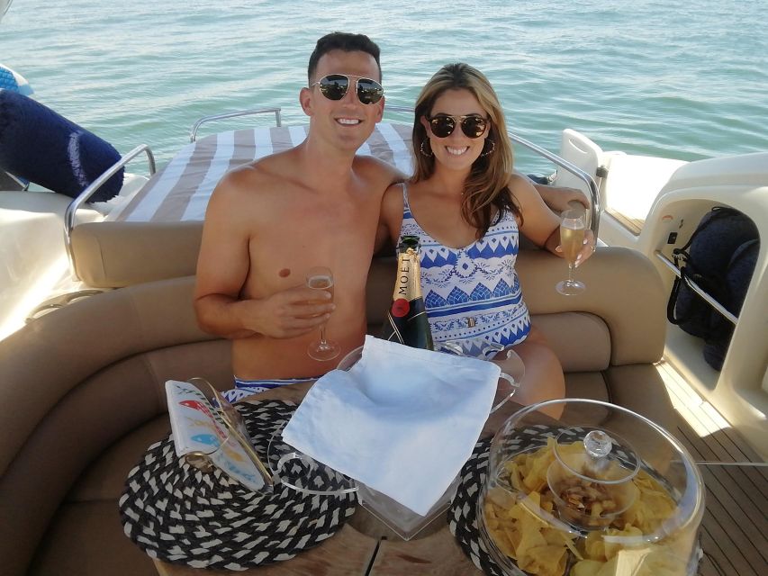 Morning/Afternoon Luxury Yacht Cruise with Drinks and Snacks - Praia do Vau: more anchoring time and a chance to paddle