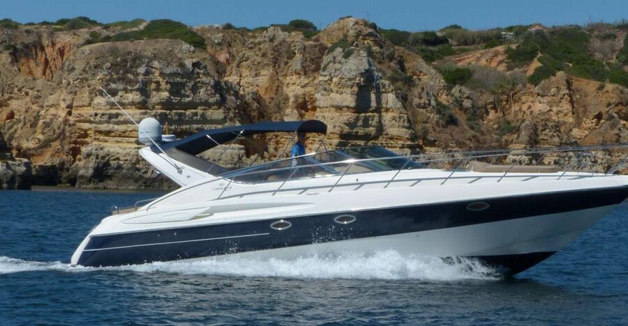 Morning/Afternoon Luxury Yacht Cruise with Drinks and Snacks - Price and value for a private group up to 8