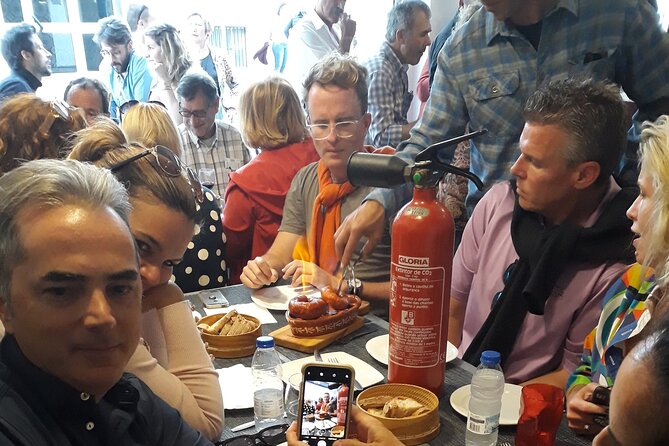 Olhão Fish Market & Food Tour - Stop 2, Olhão streets and taverns: the real social side of eating out