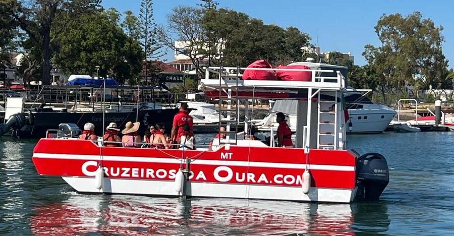 Olhão: Ria Formosa Sunset - Tour along the islands - Included drink, what costs extra, and how that affects the mood