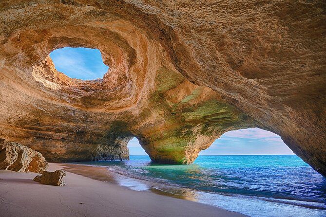 Paddleboarding adventure at Benagil caves - Key things to know before you go