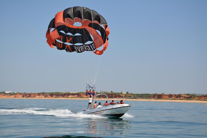 Parasailing from Vilamoura - The full experience rhythm: about one hour, with a quick flight