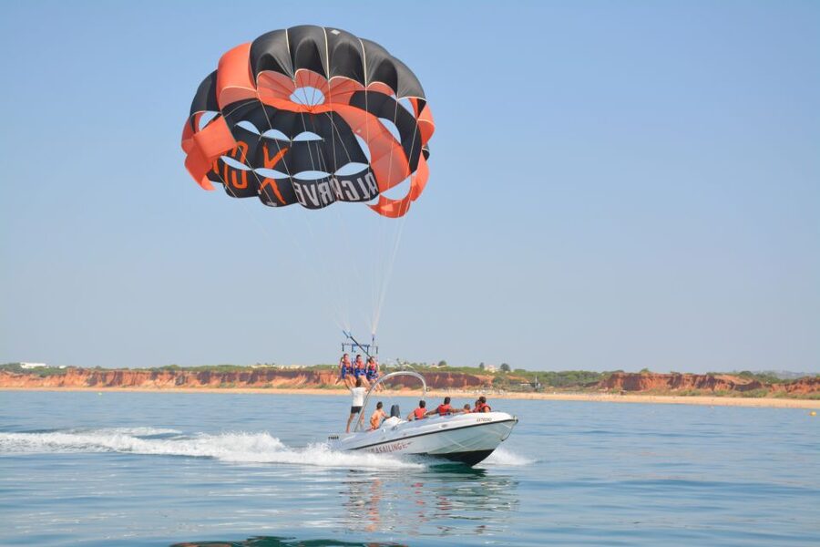 Parasailing Vilamoura - Key things I’d zero in on before booking
