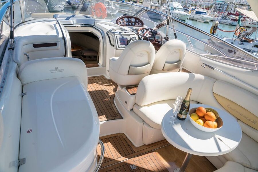 ponta da piedade 2h luxury charter with drinks and tapas - Price and value: $825 for up to 8 people