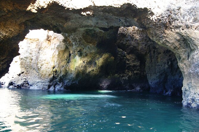 Ponta da Piedade Costal cruise and Caves-2h - Price and what you get for $36.14