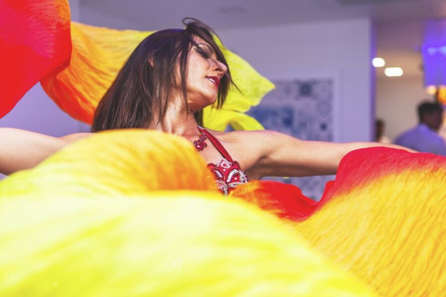 Portimão: Arabian Night Dance Show with Tapas and Wine - Key highlights you should care about