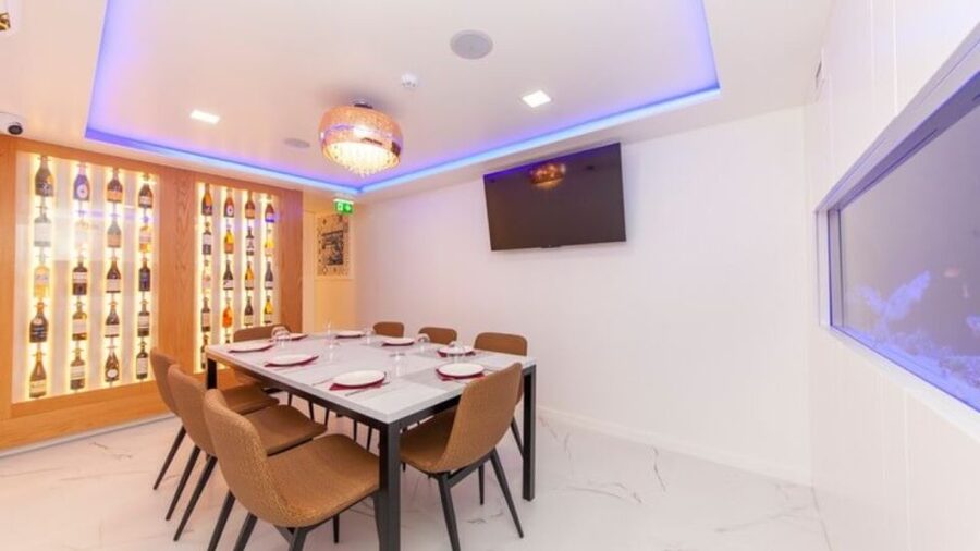 Portimão: Arabian Night Dance Show with Tapas and Wine - Who should book this Arabian Night in Portimão